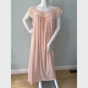 Vintage Peach Lace Nightgown Victorian Style Nightdress Lingerie size XXL